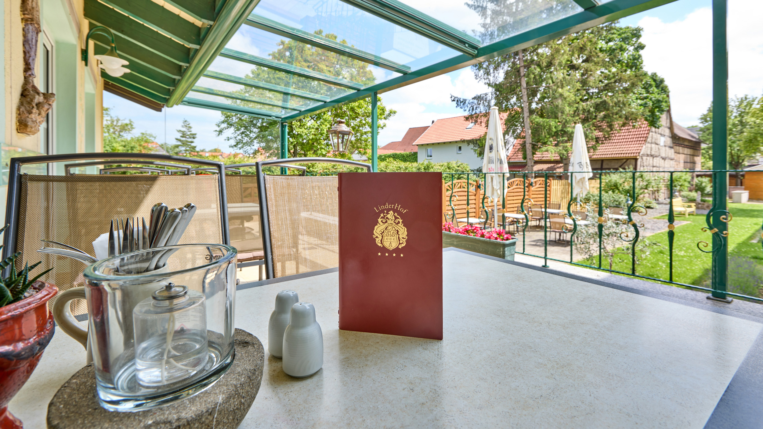Terrasse_Erfurt_Linderhof_Hotel_Tagungshotel