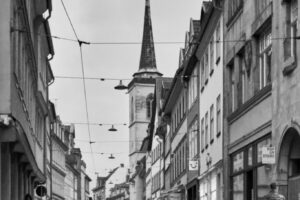 Erfurt_Urlaub_Hotelangebot_Doppelzimmer_Tagungsraum_compressed